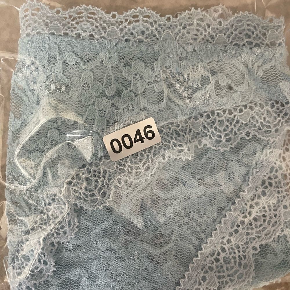 FREE PEOPLE Intimately FP  Lace Bikini XS NWOT - Picture 3 of 5